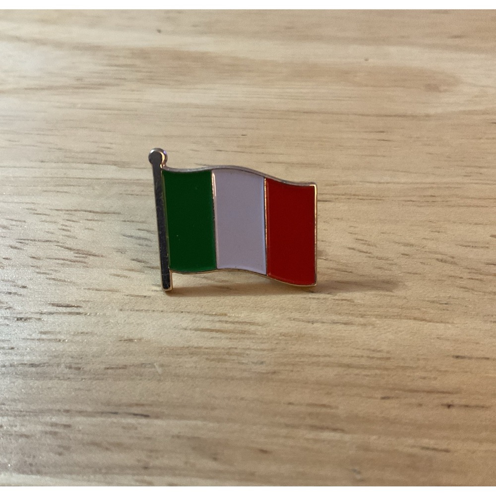 Italy Italian Flag Patriotic Lapel Pin Hat Pinback Brooch Green White Red